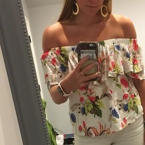 Skies are Blue off the shoulder top!!!